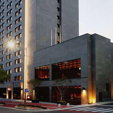 Ramada By Wyndham Gunsan Hotel Eksteriør billede