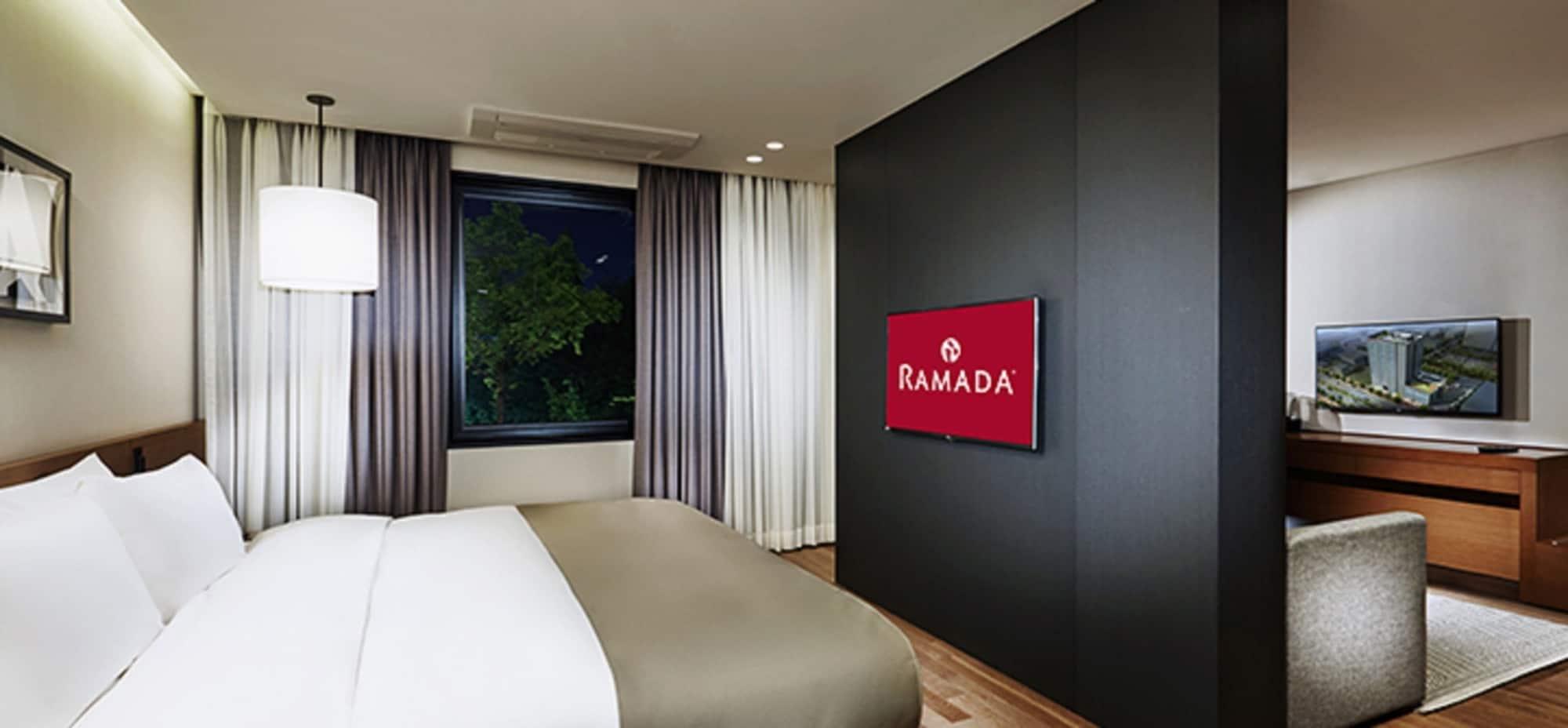 Ramada By Wyndham Gunsan Hotel Eksteriør billede