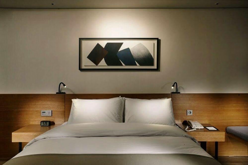 Ramada By Wyndham Gunsan Hotel Eksteriør billede