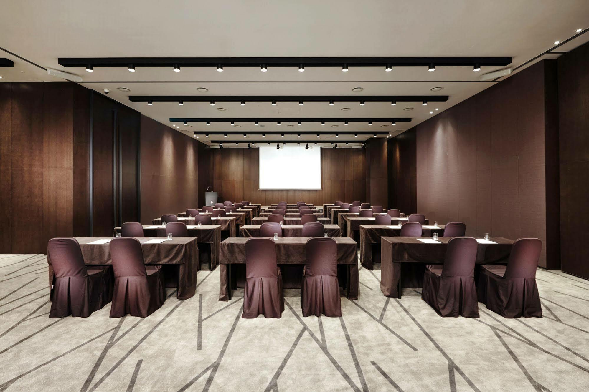 Ramada By Wyndham Gunsan Hotel Eksteriør billede